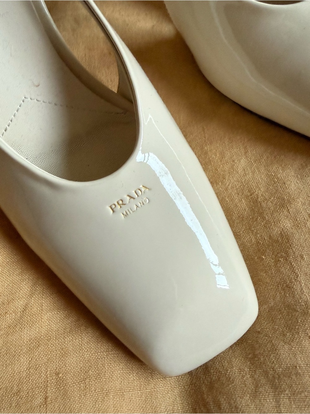 PRADA Patent Leather Slingback 85MM Pumps $1200 😮‍💨 Sz 7 / 37 - Picture 3 of 9